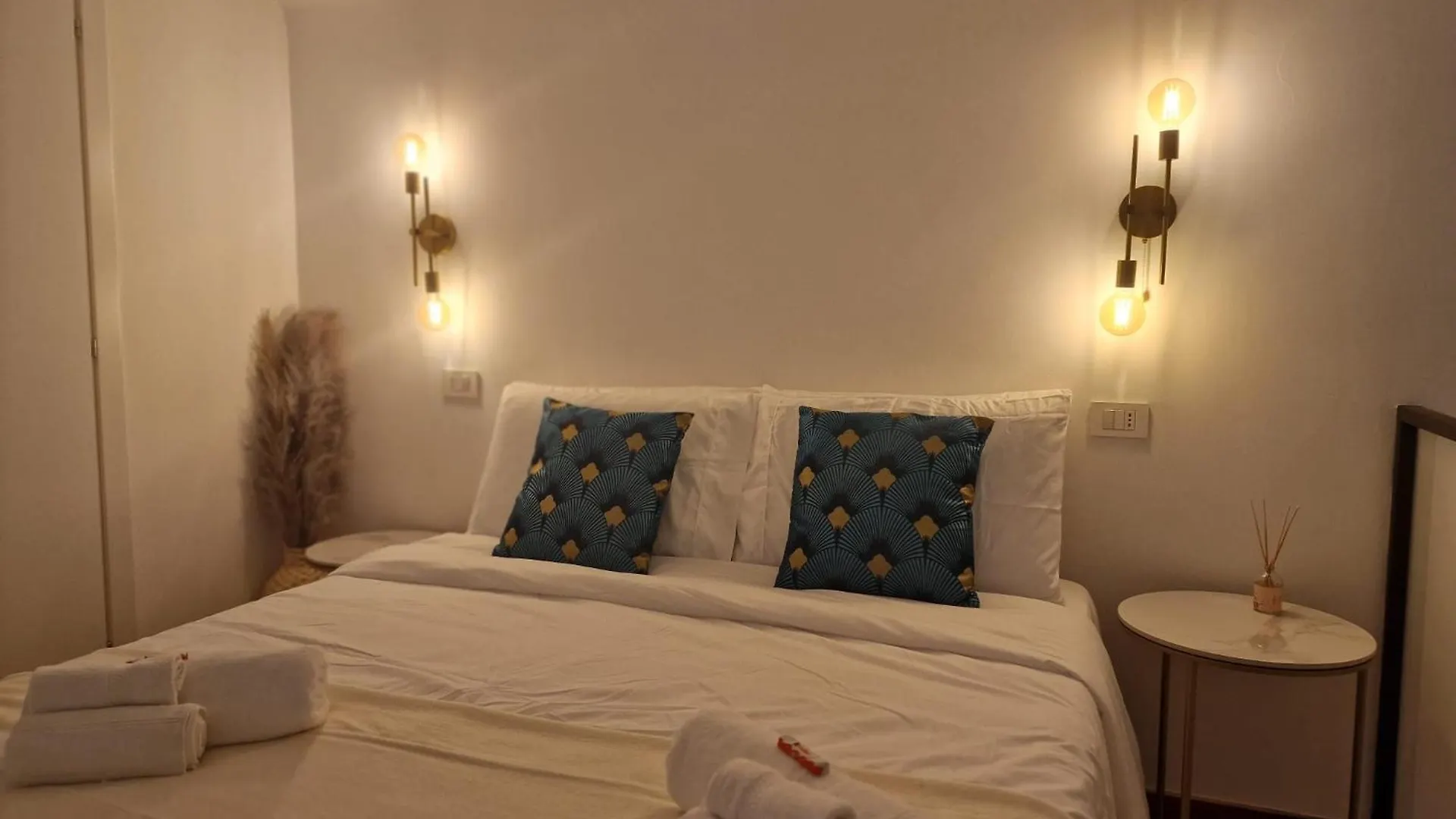 Reginamilanobnb In Porta Romana Apartment