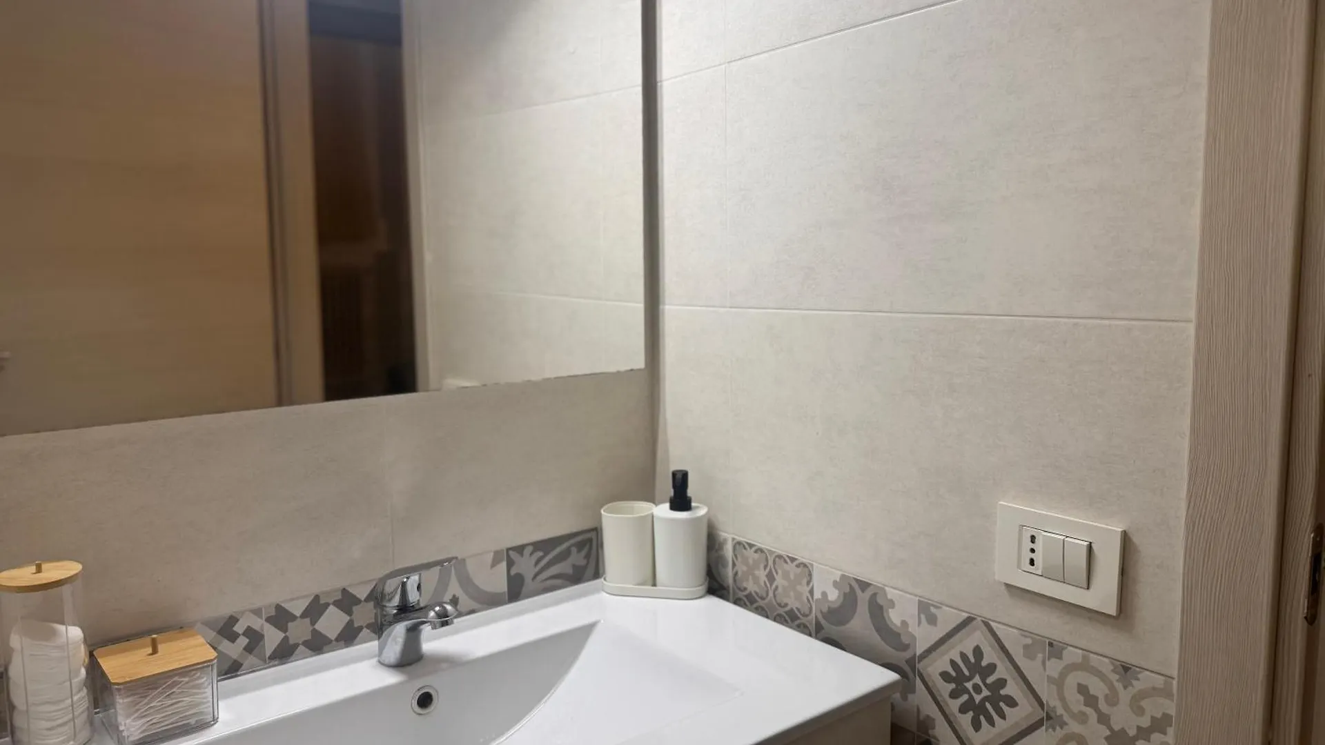 Apartment Reginamilanobnb In Porta Romana Italien